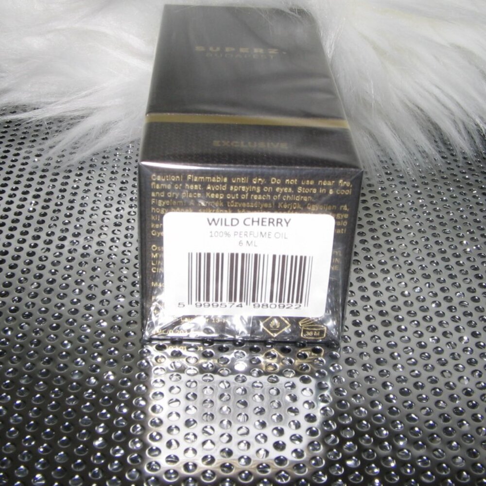 Superz The Wolf Limited edition Unique Body oil - Picture 2 of 3